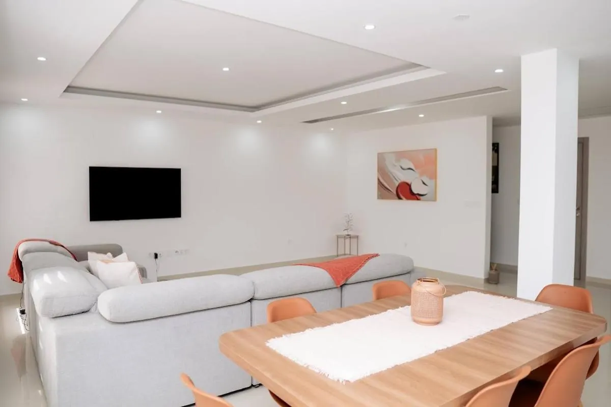 Spacious 3-Bedroom Apt Near Kebra Kanela Beach Praia